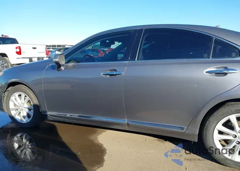 2012 Lexus Es 350 z USA, uszkodzony, nr VIN JTHBK1EG4C2486852